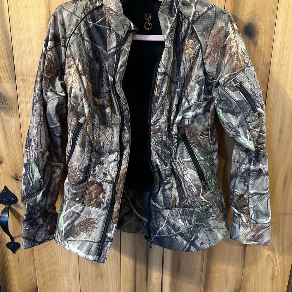 Women's Camouflage Utility Jacket
